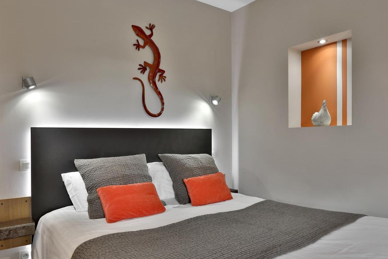 Hotel Le Mas de Castel - Piscine chauffee Sarlat Extérieur photo
